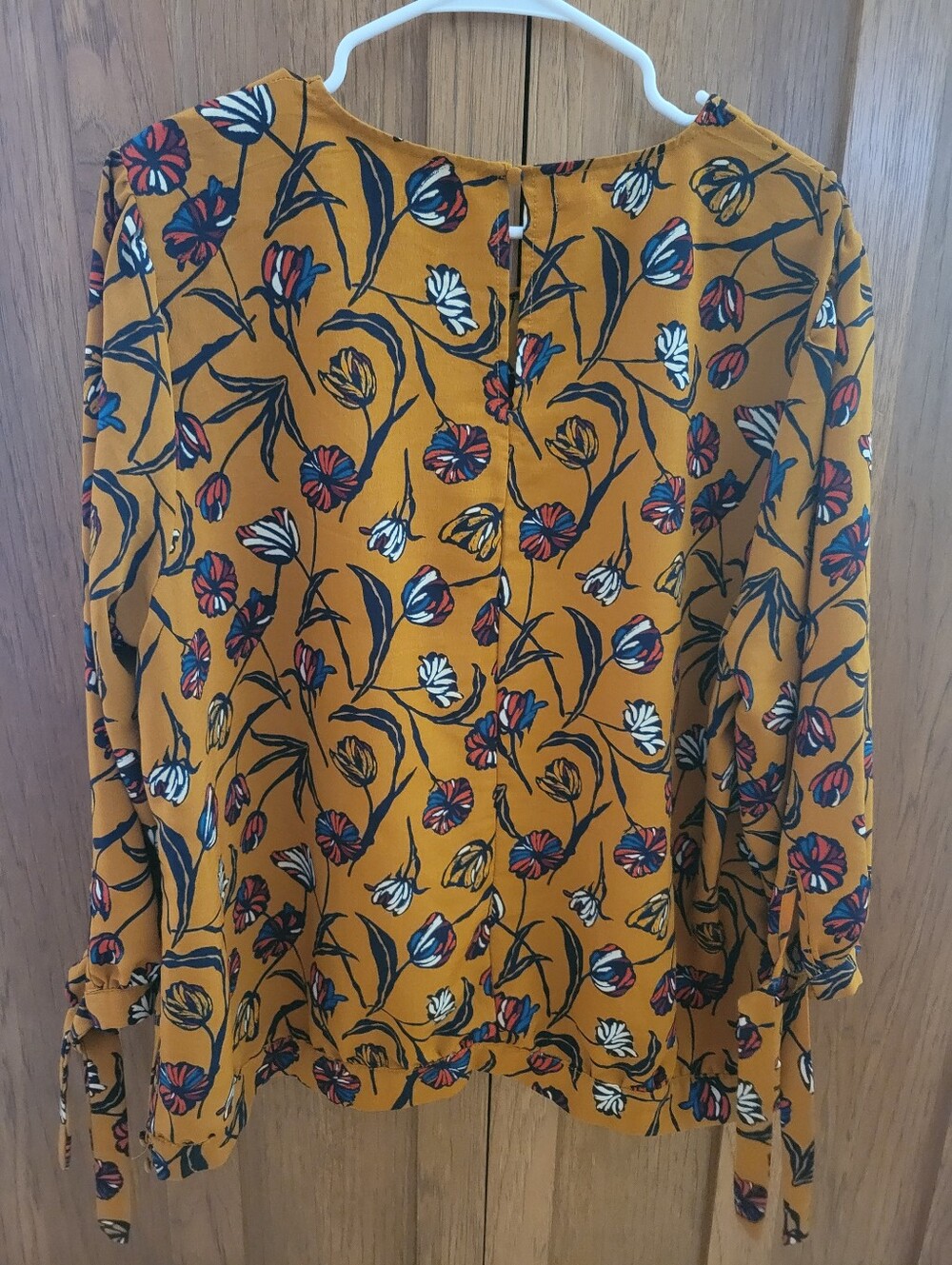 Maurices Floral Tie Cuff Blouse XXL - Picture 4 of 12